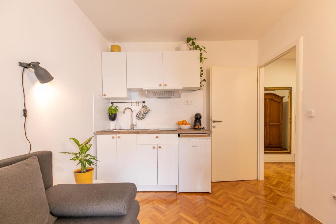 Pula City Accomodation Exterior photo