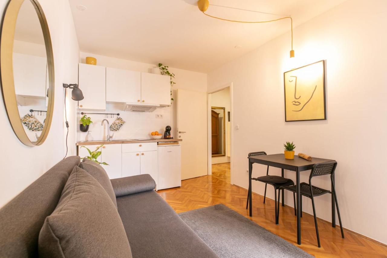Pula City Accomodation Exterior photo